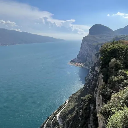 Semesterbostad Mit Seeblick Und Garten, Pool In Ruhiger Lage Von Am Gardasee *