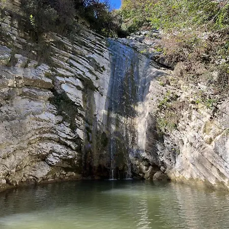 Mit Seeblick Und Garten, Pool In Ruhiger Lage Von Am Gardasee * Tignale